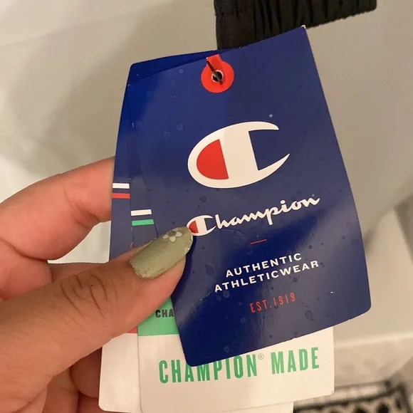 Champion Black Windbreaker - Picture 2 of 6